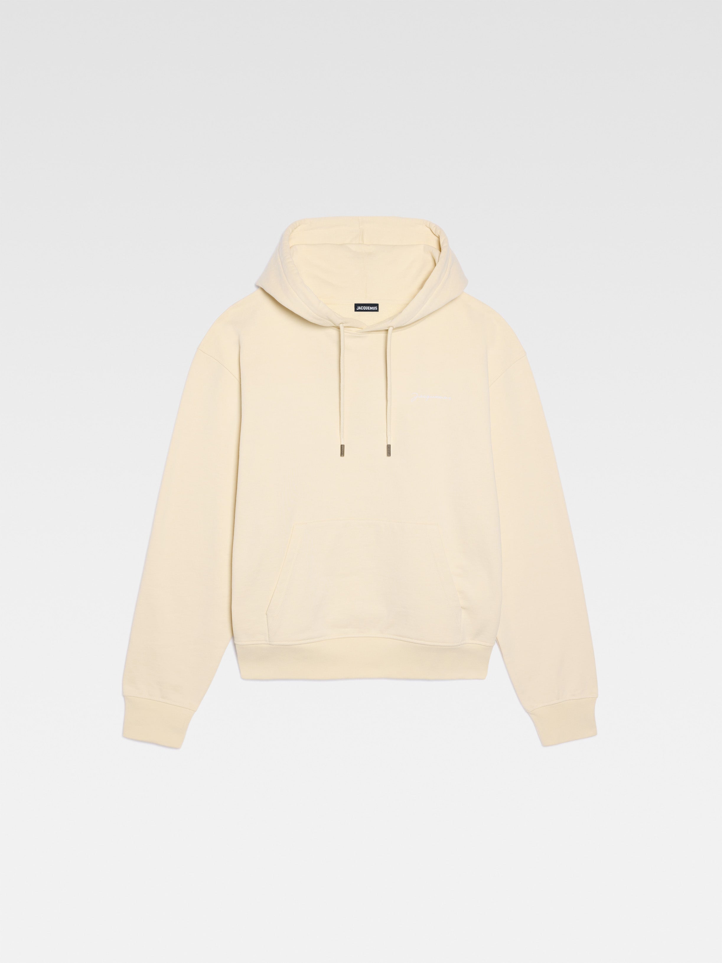 Le sweatshirt brodé
