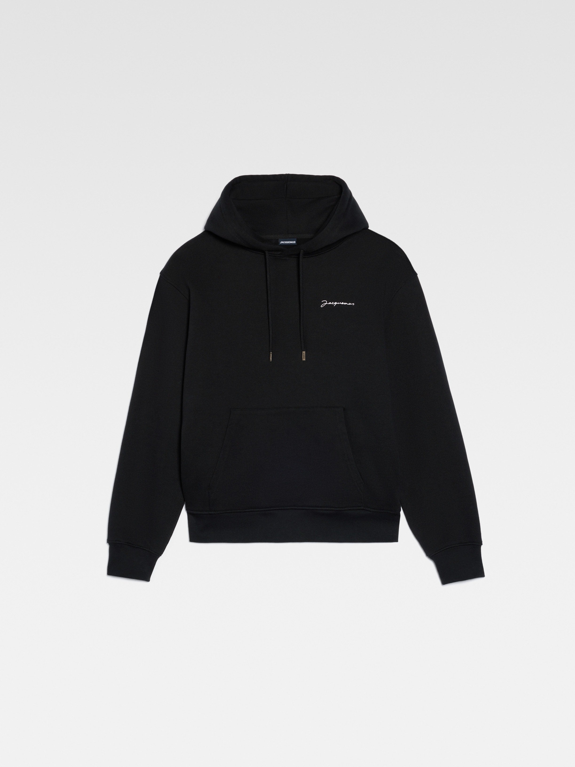 Le sweatshirt brodé